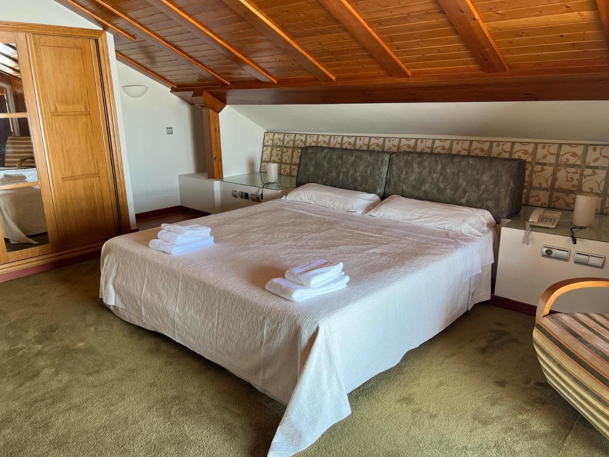 Hotel Las Eras Zafra Kültér fotó